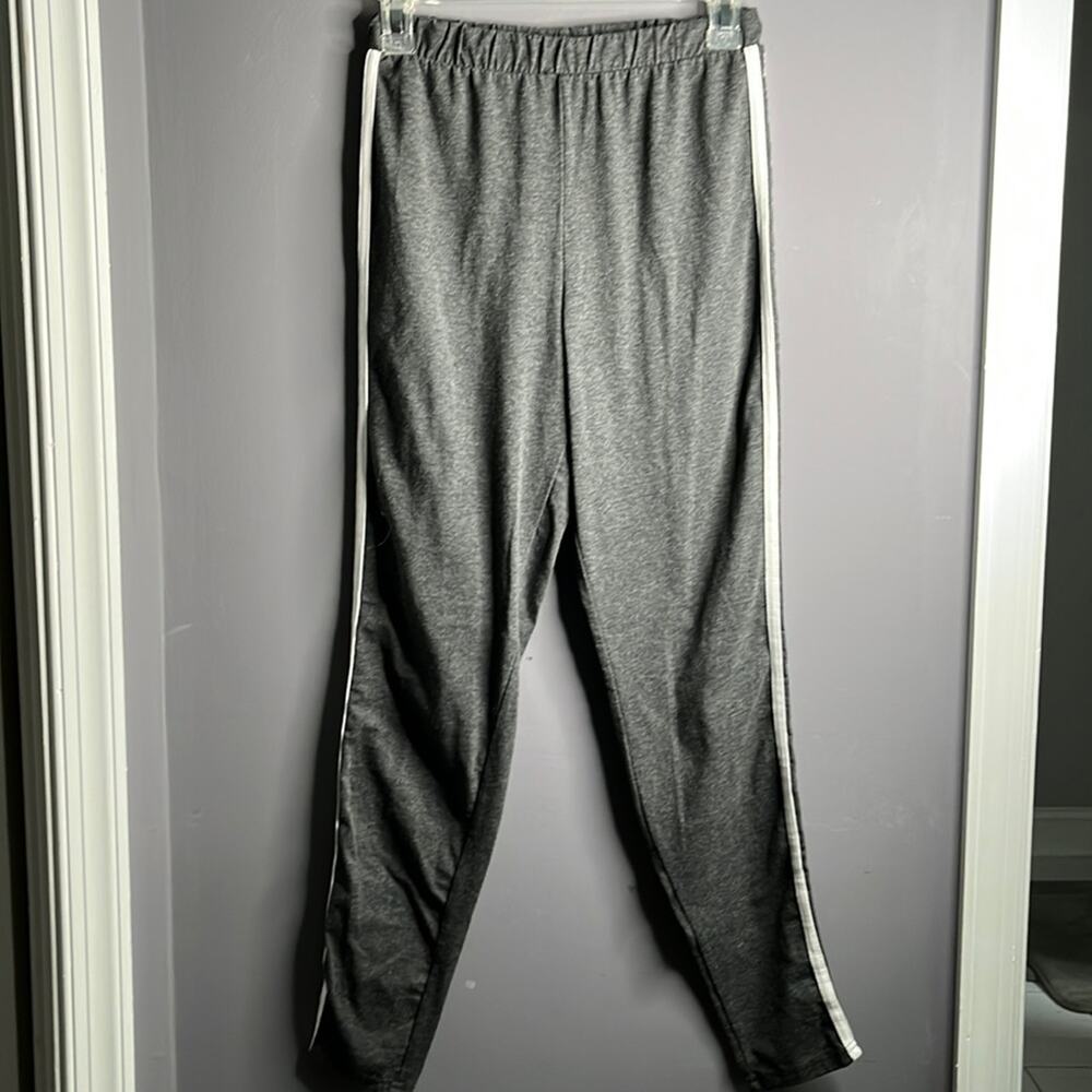 Rue 21 Gray White Strip Sweatpants Medium